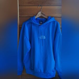 🩵The North Face Evolution hoodie in a Blue Colorway. 